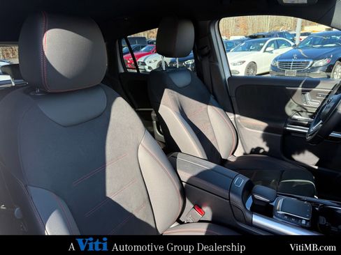 Certified 2022 Mercedes-Benz GLA 250 4MATIC image 30