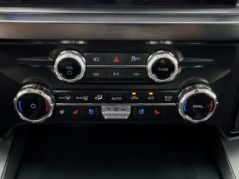 New 2026 Ford F250 Lariat w/ FX4 Off-Road Package image 37