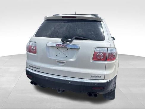 Used 2012 GMC Acadia SLT w/ LPO, 'HIT The Road' Package AWD/4WD image 17