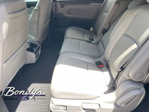 Used 2019 Honda Odyssey Elite image 11