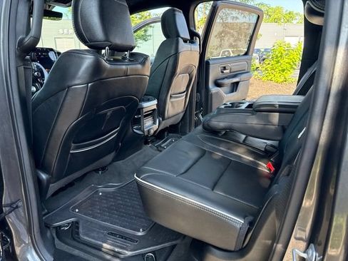 Used 2023 RAM 1500 Limited w/ Body Color Bumper Group AWD/4WD image 41
