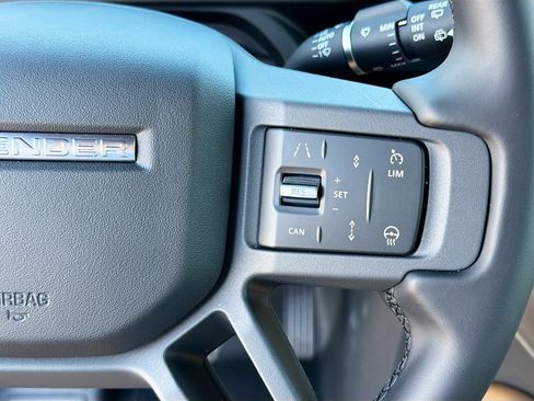 New 2026 Land Rover Defender 110 X-Dynamic SE image 38