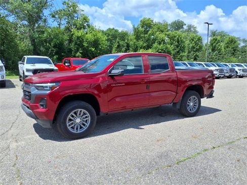 New 2025 Chevrolet Colorado LT w/ LT Convenience Package image 8