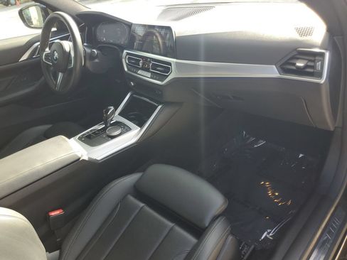 Used 2022 BMW 430i Coupe w/ M Sport Package RWD image 9