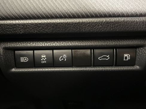 Used 2025 Toyota Camry SE FWD image 28
