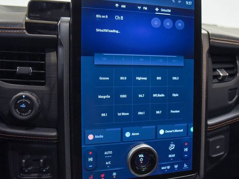 Used 2022 Ford Expedition Max Platinum image 18