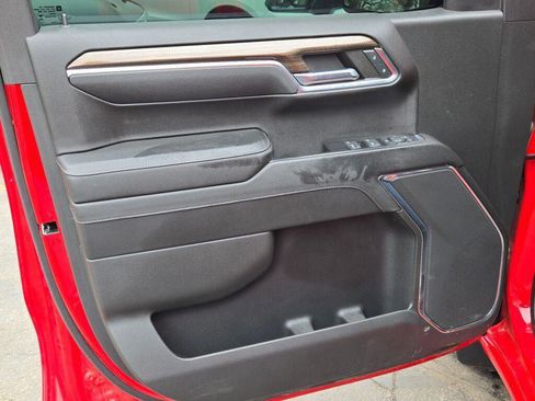 Used 2023 Chevrolet Silverado 1500 LT image 18