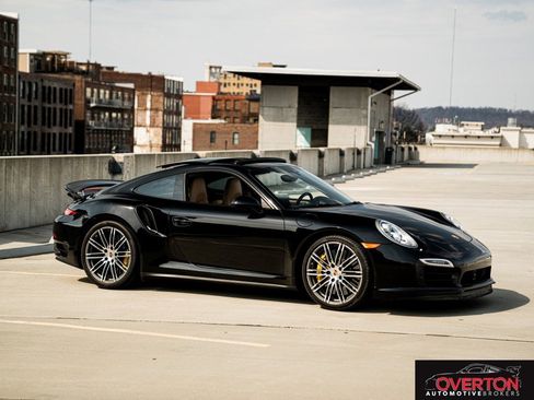 Used 2014 Porsche 911 Turbo S image 1