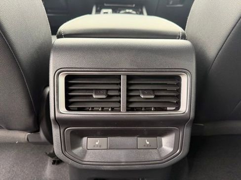 New 2026 Volkswagen Atlas Cross Sport SEL Premium R-Line AWD/4WD image 8