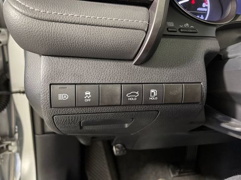 Certified 2023 Toyota Camry SE image 29