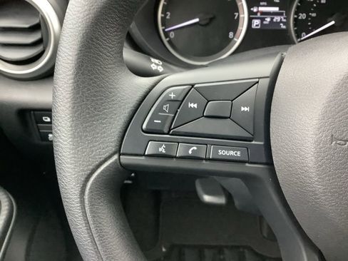 Used 2025 Nissan Versa S w/ Trunk Package image 21