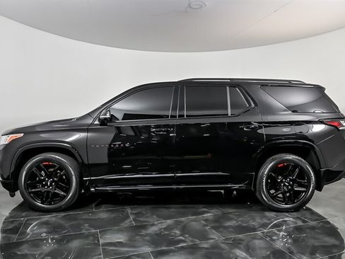 Used 2019 Chevrolet Traverse Premier w/ LPO, 'HIT The Road' Package AWD/4WD image 6
