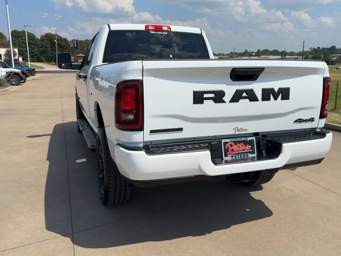 Used 2026 RAM 2500 Big Horn AWD/4WD image 7