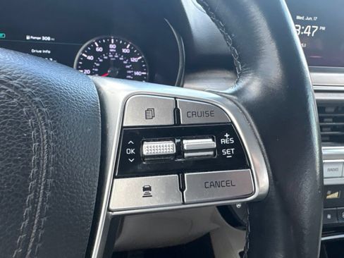 Used 2022 Kia Telluride SX w/ SX Prestige Package AWD/4WD image 9