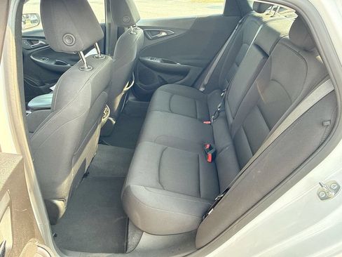 Used 2024 Chevrolet Malibu LT FWD image 16