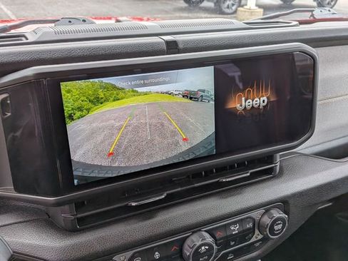 Used 2025 Jeep Wrangler Unlimited Sport S 4xe AWD/4WD image 14