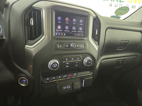 Used 2024 GMC Sierra 1500 Pro w/ Pro Value Package AWD/4WD image 22