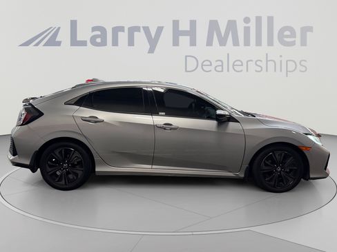 Used 2019 Honda Civic EX image 6