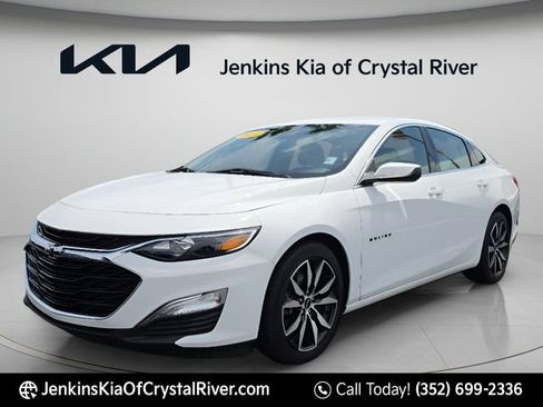 Used 2024 Chevrolet Malibu RS FWD image 16