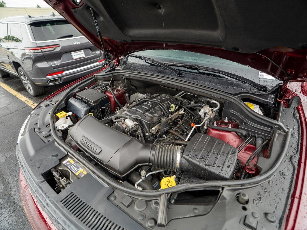 Used 2025 Dodge Durango R/T AWD/4WD image 31