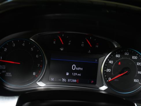 Used 2020 Chevrolet Traverse LT AWD/4WD image 13