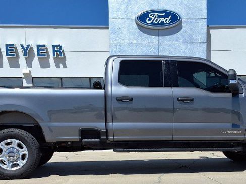 Used 2025 Ford F250 XLT w/ FX4 Off-Road Package AWD/4WD image 1