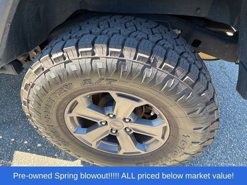 Used 2018 Jeep Wrangler Unlimited Rubicon AWD/4WD image 17