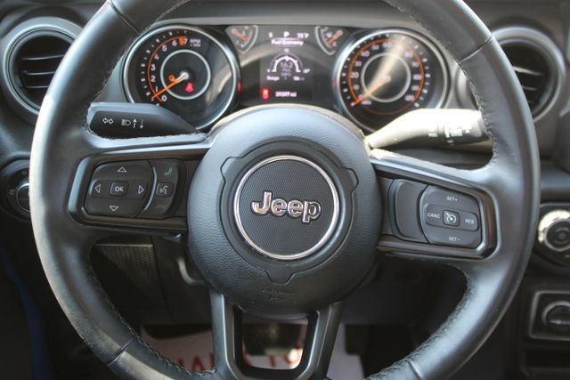 Used 2022 Jeep Gladiator Sport AWD/4WD image 15