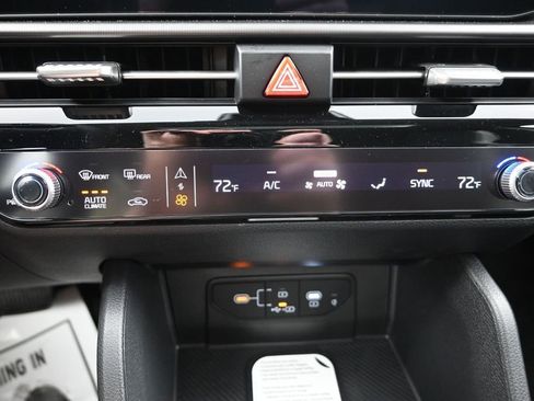 New 2026 Kia Sportage SX FWD image 22