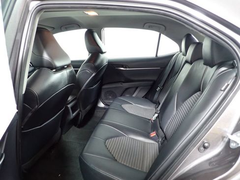 Used 2022 Toyota Camry SE FWD image 34