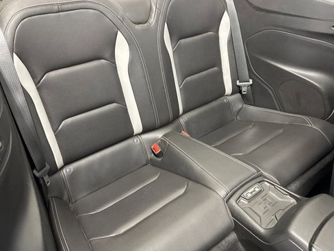 Used 2021 Chevrolet Camaro LT image 32