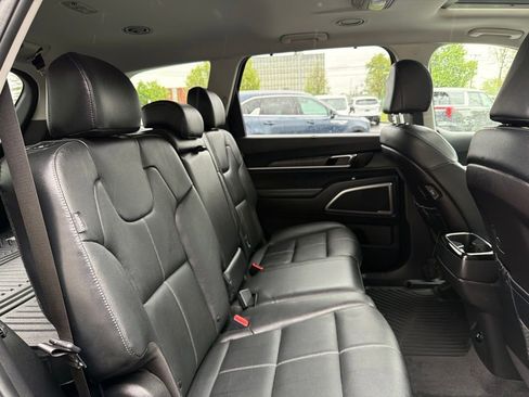 Used 2025 Kia Telluride EX AWD/4WD image 13