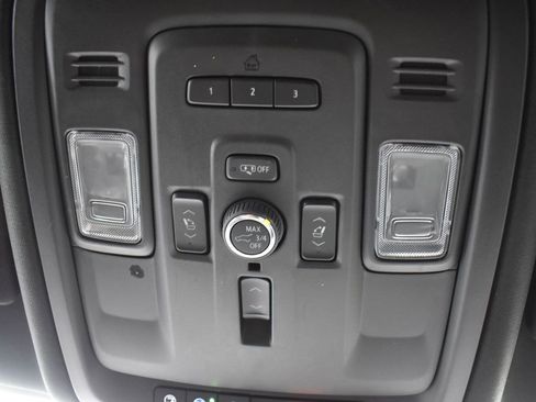 Used 2024 GMC Yukon Denali w/ Max Trailering Package image 25