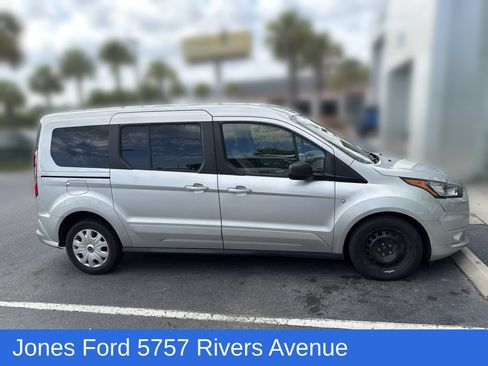 Used 2022 Ford Transit Connect XLT FWD image 3