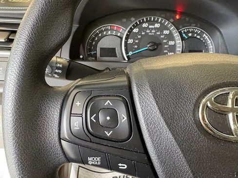 Used 2015 Toyota Camry LE FWD image 20