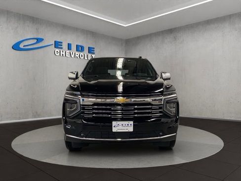 New 2026 Chevrolet Suburban Premier AWD/4WD image 9