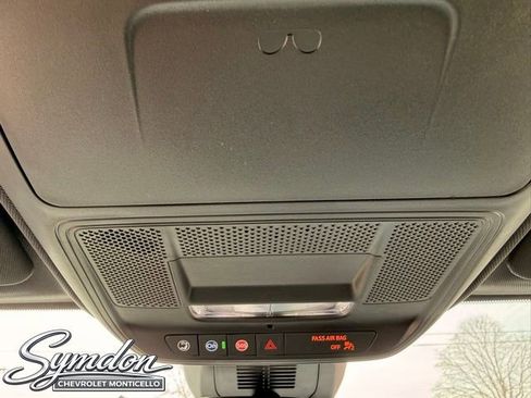 New 2026 Chevrolet Equinox LT w/ Convenience Package II image 18