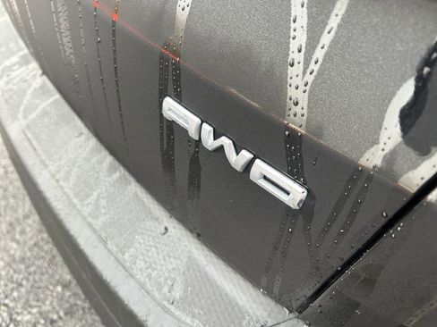 Used 2025 Ford Escape ST-Line image 32