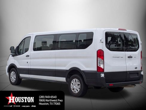 Used 2023 Ford Transit 350 XLT image 5