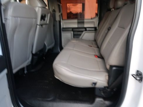 Used 2020 Ford F250 XL w/ Power Equipment Group RWD image 10