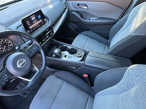 Certified 2022 Nissan Rogue SV image 20