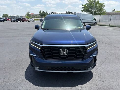 Used 2023 Honda Pilot Elite image 2