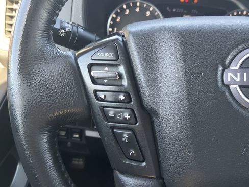 Used 2022 Nissan Frontier SV image 24