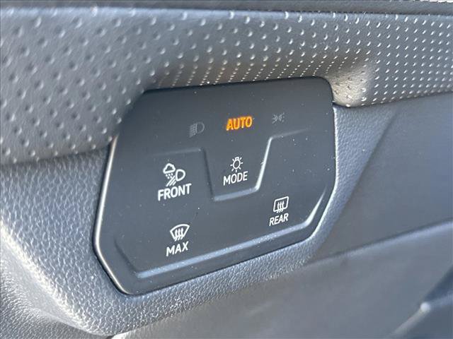 Used 2024 Volkswagen Atlas SE FWD image 29