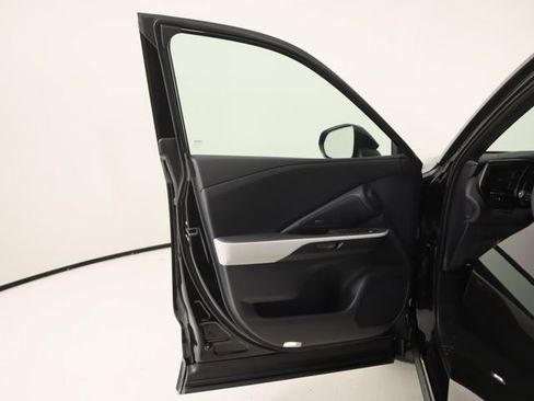 New 2026 Lexus TX 500h AWD image 10