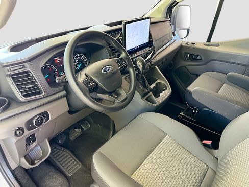 Used 2025 Ford Transit 350 XLT RWD image 9