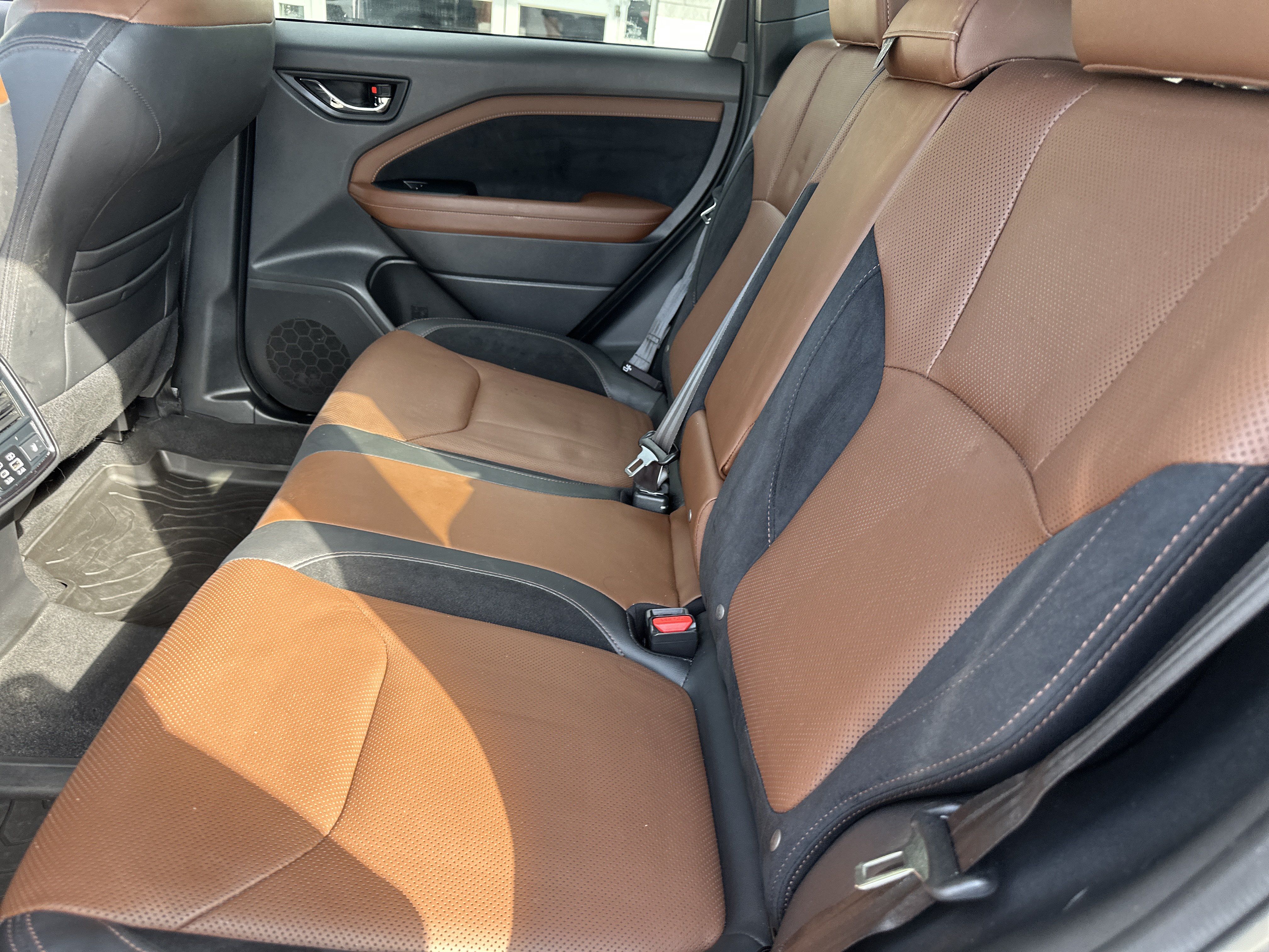 Used 2025 Subaru Forester Touring w/ Popular Package - Touring AWD/4WD image 12