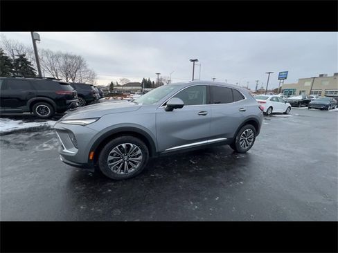 Certified 2025 Buick Envision Preferred image 4