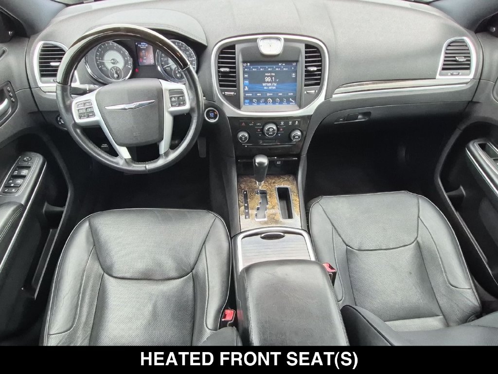 Used 2013 Chrysler 300 C RWD image 24