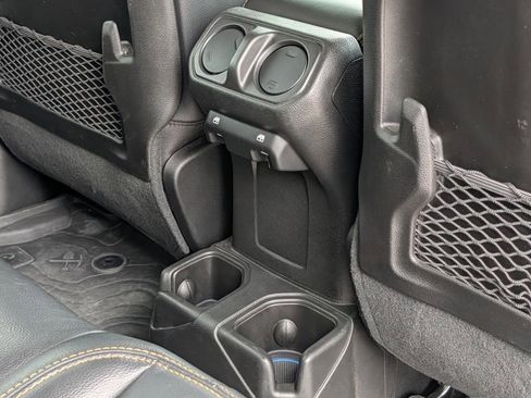 Used 2024 Jeep Gladiator Sport AWD/4WD image 31